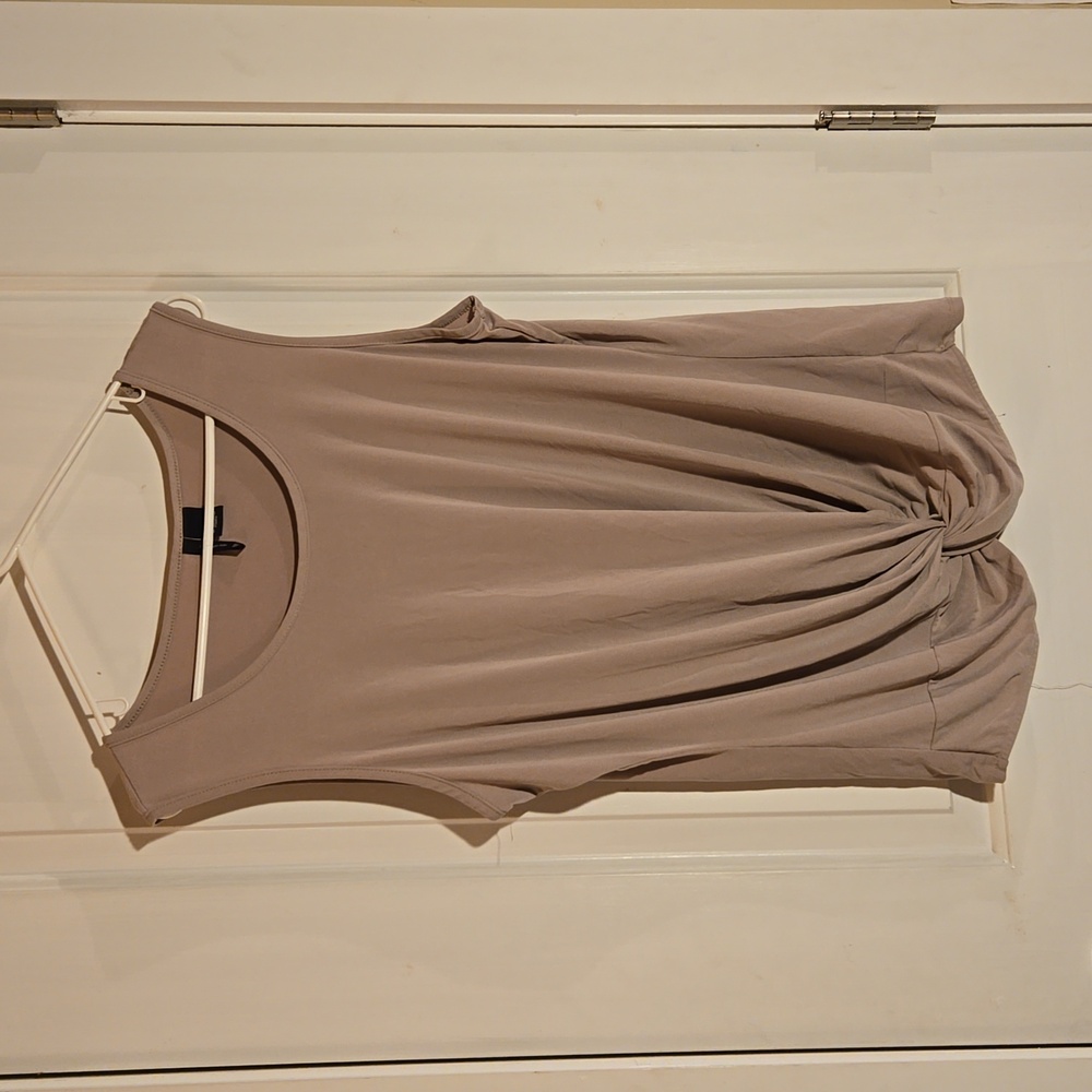 New directions women's tank top. Xl